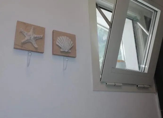 Luminosa Villetta A Schiera Appena Ristrutturata Casa vacanze Viareggio